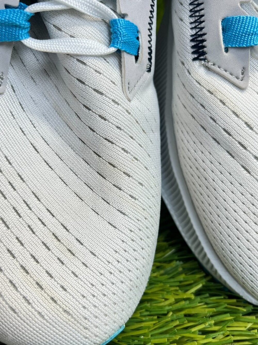 Nike Air Zoom Pegasus 38 Womens Size 8 White Blue Running Walking Shoes Sneakers - Picture 6 of 11